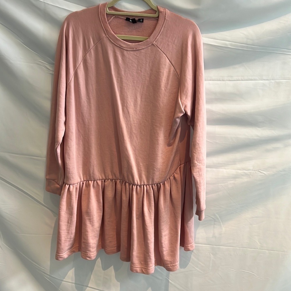 Misguided Rose Over Size Sweater Dress - Picture 1 of 4
